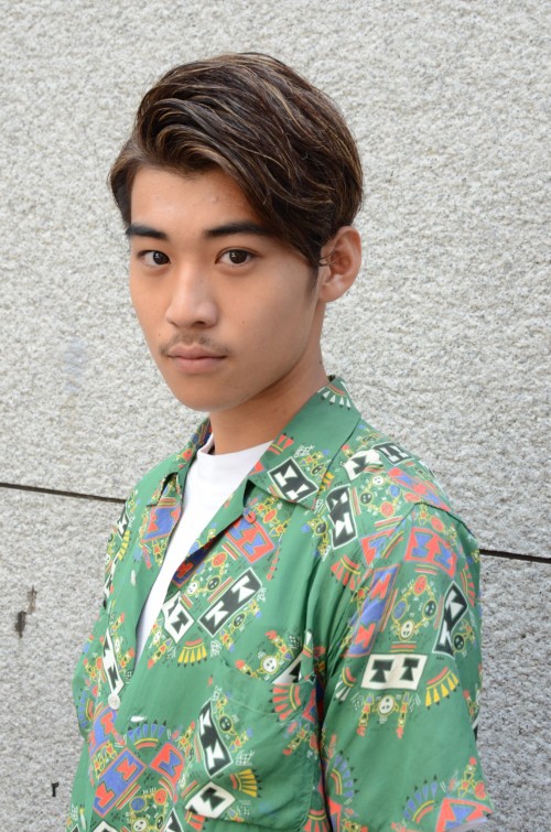 メンズ 髪型 シチサンのオールバックのジェル仕上げが人気です くせ毛カットならkenji Inoue Net